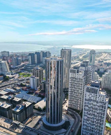 Kristal Kule’de teslimler başladı