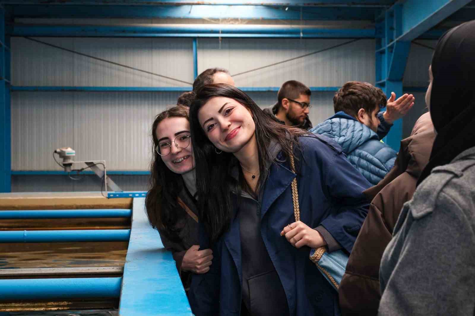 Geleceğin doktorlarına su ve atık su yönetimi yerinde anlatıldı