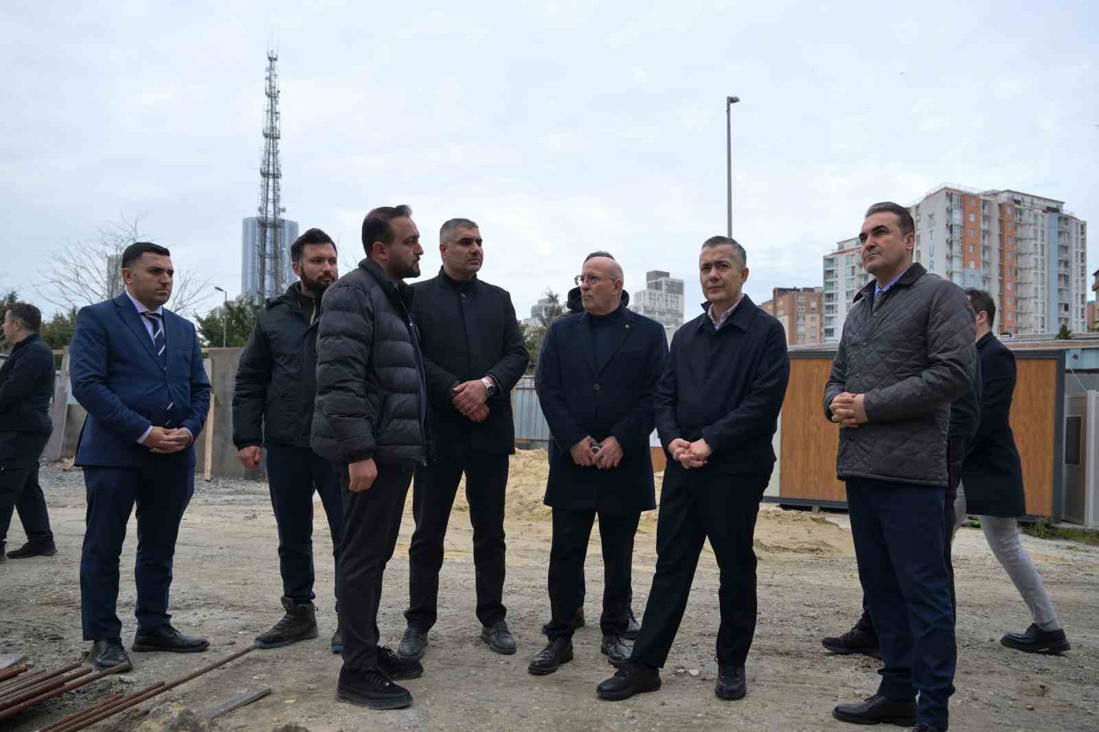 Esenyurt’ta yatırımlar hız kesmeden sürüyor