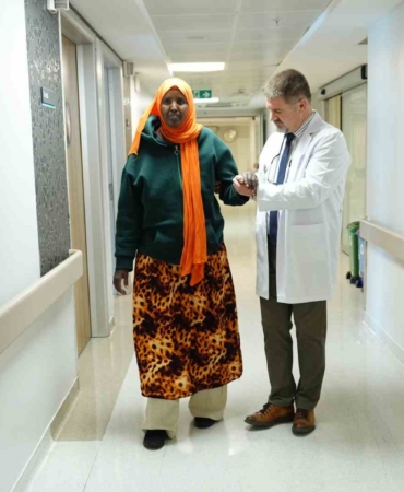 Felçli olarak geldi, ilk adımlarını Türkiye’de attı