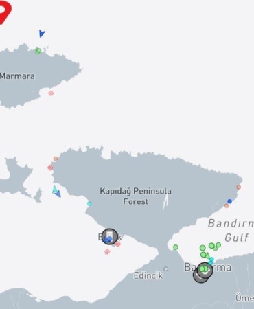 Marmara Denizi’ne atladığı iddia edilen genç için arama çalışması başlatıldı