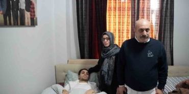 İstanbul’da metro çıkışında dehşet, yardım etmek istedi, 6 yerinden bıçaklandı