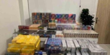 Maltepe’de kaçakçılık operasyonu: Bin 201 elektronik sigara, 4 bin 80 sigara ve 365 puro ele geçirildi