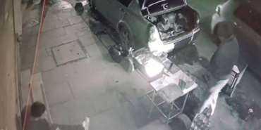 Sultangazi’de kaldırımdakilere ateş açıp kaçtılar, o anlar kamerada