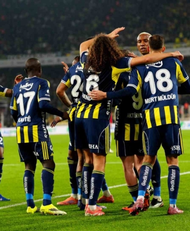 Fenerbahçe’nin namağlup ünvanını 21. haftada da sürdürdü