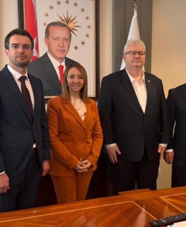 AK Partili belediye başkanları ilçelerin talepleri bakanlıklara taşıdı