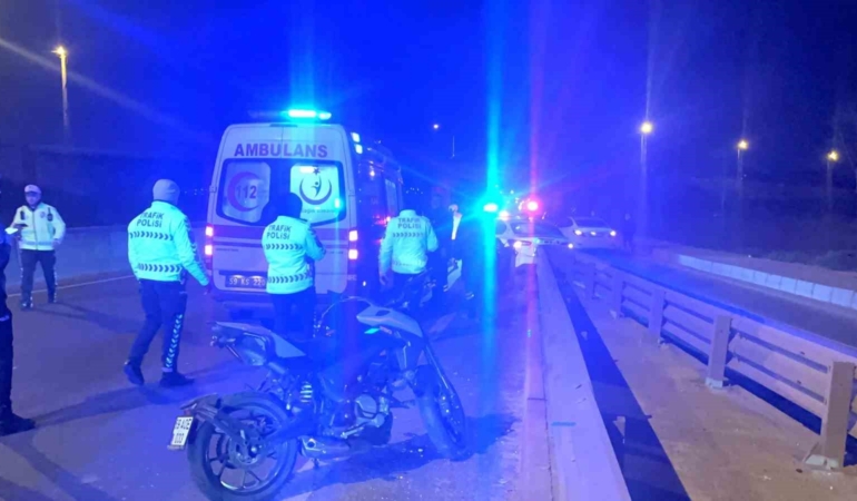 Tekirdağ’da iki motosiklet çarpıştı: 3 yaralı