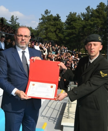 Yeni astsubaylar mezun oldu