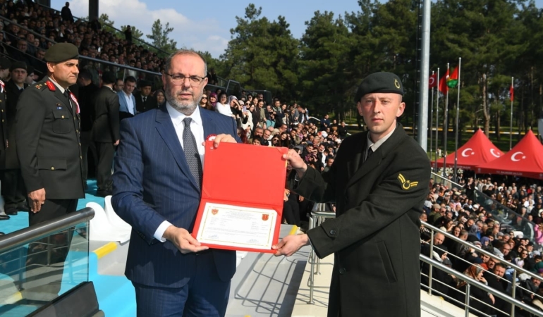 Yeni astsubaylar mezun oldu