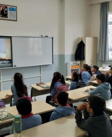 Burhaniye’de okullarda Finansal Okuryazarlık dersi