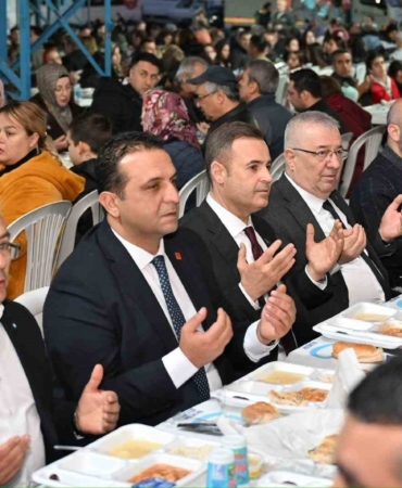 Büyükşehir’in bereket sofrası Edremit’te kuruldu