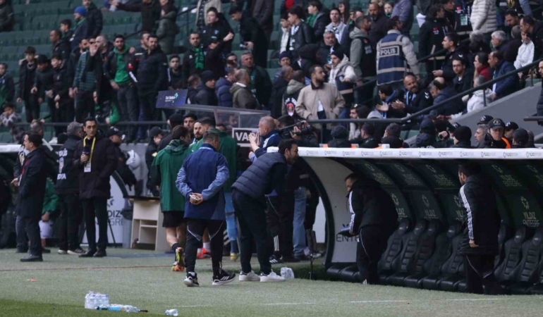 Selçuk İnan’dan görülmemiş protesto