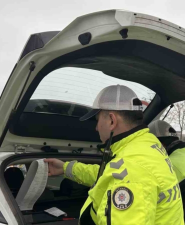 İstanbul’da sürücülere dronlu ’kaynak’ denetimi