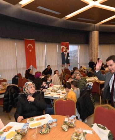 Osmangazi’de dayanışmanın adresi Demirtaş oldu