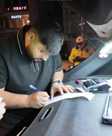 Mersin’den Kadıköy’e geldi, egzozdan ceza yedi