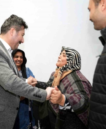 Yenişehir Belediye Başkanı Ercan Özel iftar ve sahurlarda vatandaşlar ile bir araya geldi