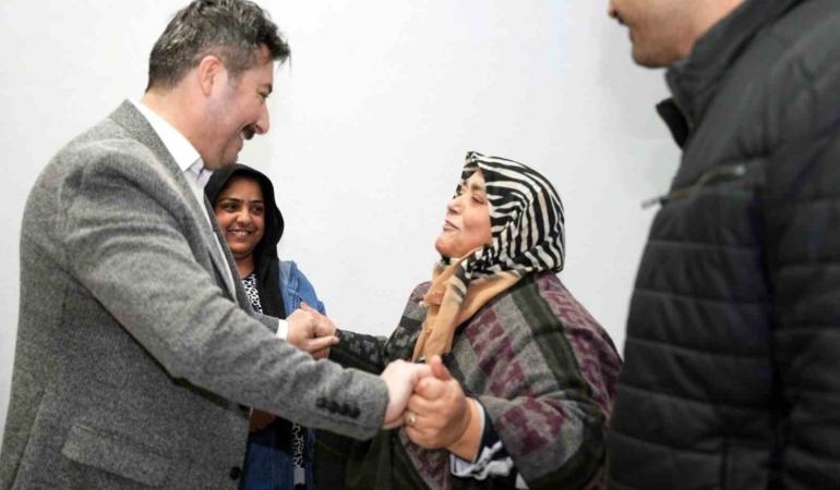 Yenişehir Belediye Başkanı Ercan Özel iftar ve sahurlarda vatandaşlar ile bir araya geldi