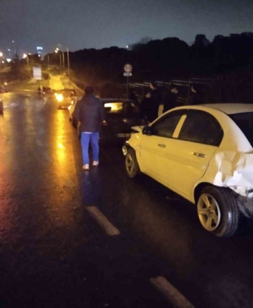 Maltepe’de 4 araçlı zincirleme kaza: 1 yaralı