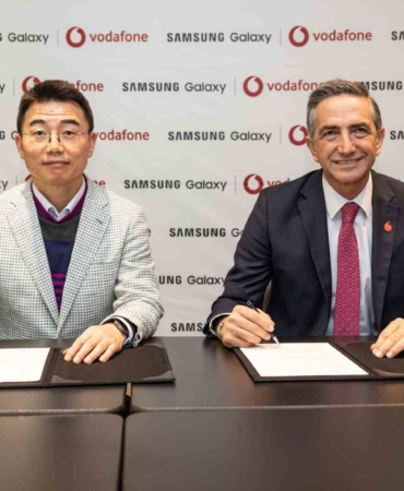 Vodafone ve Samsung’dan Mobil Dünya Kongresi’nde yeni 5G’li cihaz iş birliği
