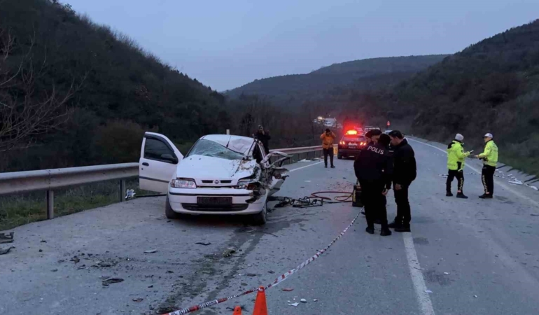 İstanbul’da iftar saatinde feci kaza: 1 ölü, 2 yaralı