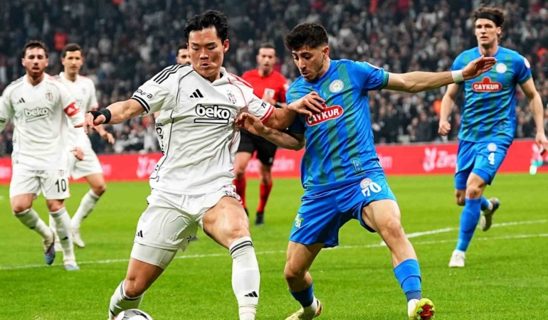 Ziraat Türkiye Kupası: Beşiktaş: 3 - Çaykur Rizespor: 0 (İlk yarı)