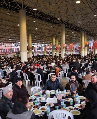 Bursa’da Ramazan’ın bereketi paylaştıkça çoğaldı