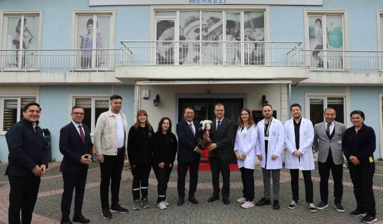 Büyükçekmece Belediye Başkan Vekili Çebi, sağlık çalışanlarının Tıp Bayramı’nı kutladı