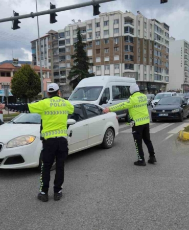 Balıkesir’de arife günü trafik yoğunluğu