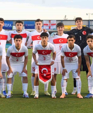 U17 Milli Takımı, İspanya karşısında