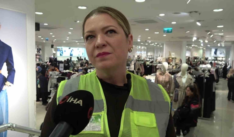 Bursa’da ihtiyaç sahibi 400 çocuğa bayram sevinci