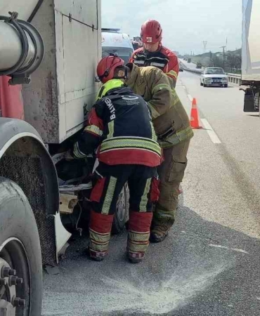 Bandırma’da tanker otomobille çarpıştı: 2 yaralı