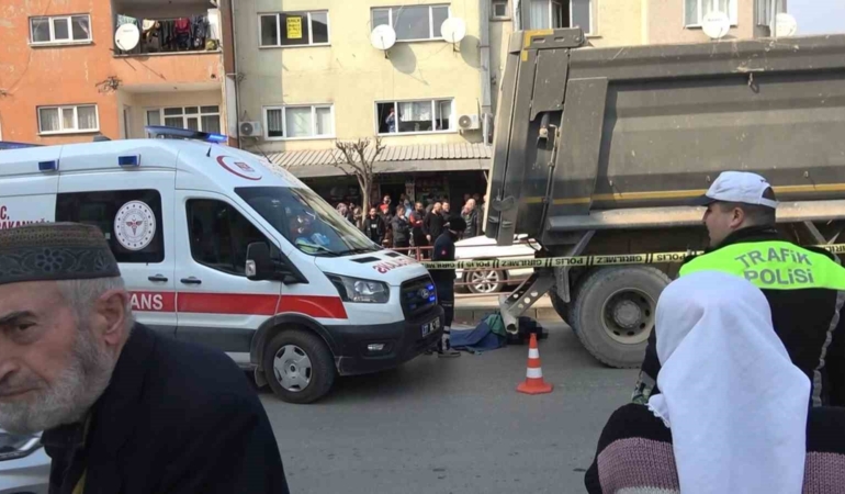 Yalova’da kamyonun ezdiği yaşlı adam hayatını kaybetti