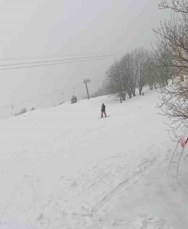 Uludağ’da Mart sonunda kar sürprizi