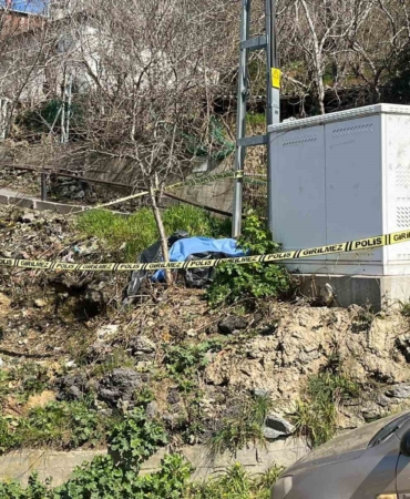 Beykoz’da motosiklet elektrik direğine çarptı: Üniversite öğrencisi hayatını kaybetti