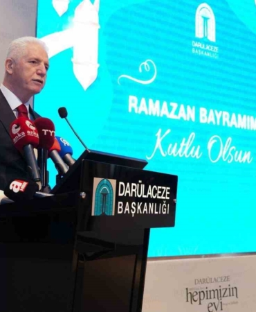 İstanbul Valisi Gül, Darülaceze sakinleriyle bayramlaştı