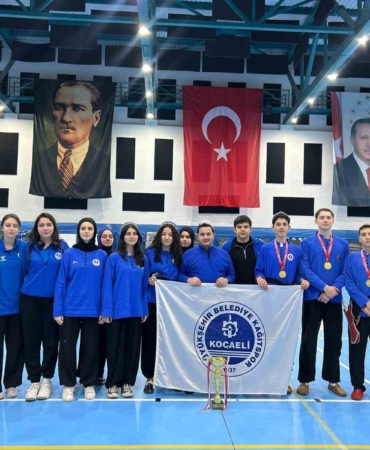Kağıtspor haftayı uluslararası madalyalarla kapattı