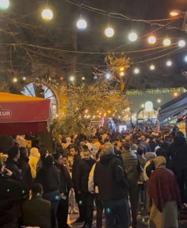 Bursa’da sahur kuyruğu kilometreyi aştı Tahanlı pide ve simit için izdiham