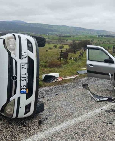 Balıkesir’de trafik kazası: 5 yaralı