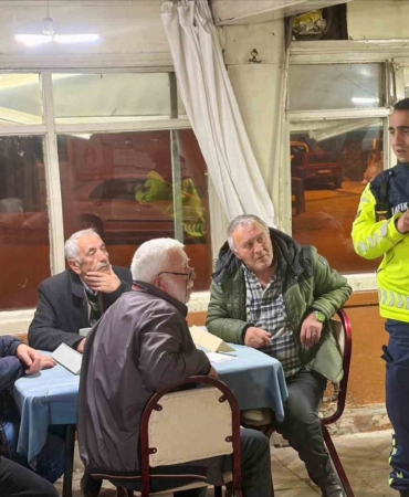 Bilecik’te vatandaşlara trafik kuralları eğitimi