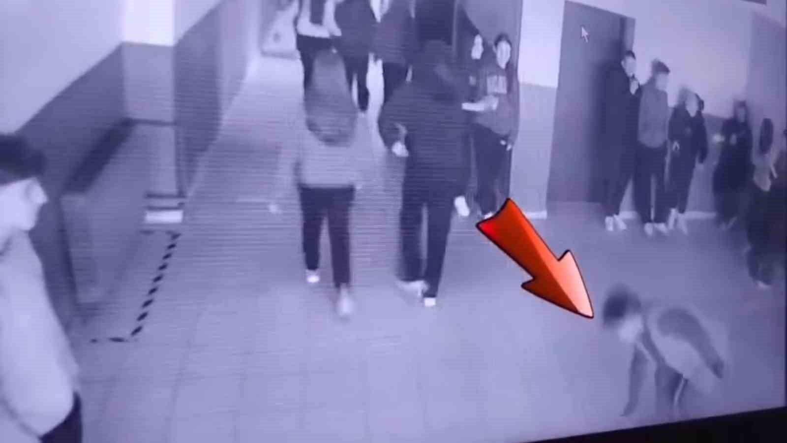 Edirne’de öğrencilerden sosyal deney: Yere atılan çöpe duyarlılık