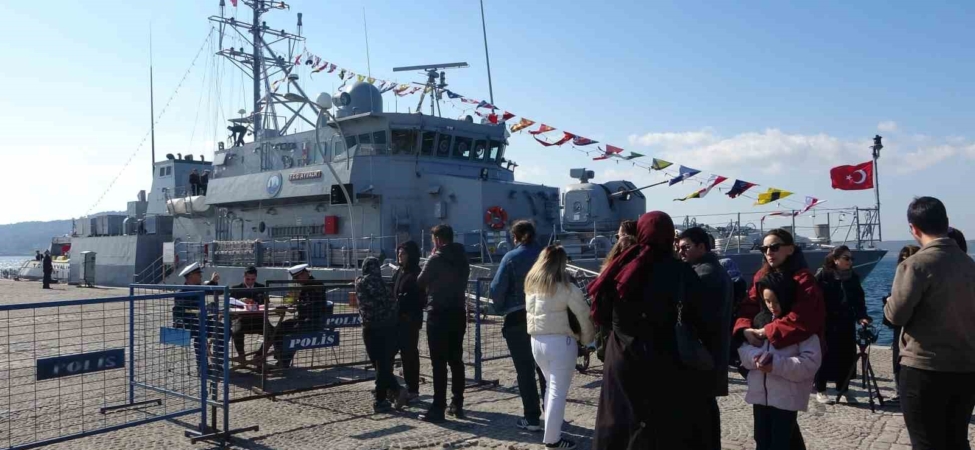 Türk donanmasının gururu olan savaş gemileri ziyarete açıldı