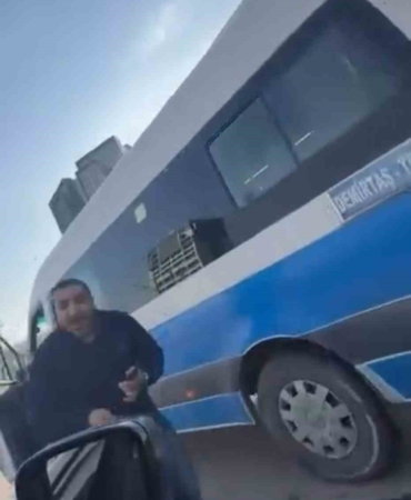 Bursa’da yol verme kavgası kamerada... Camı kırdı, 180 bin lira ceza yedi