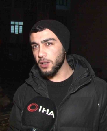 Arnavutköy’de kamyonet sürücüsü otomobile çarpıp kaçtı