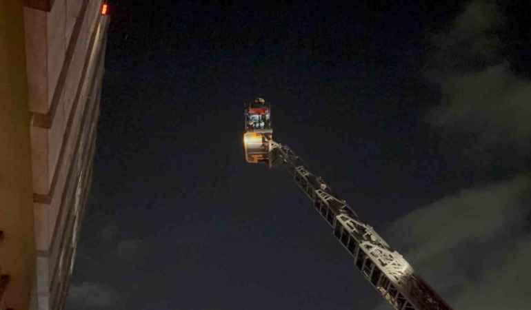 İstanbul Okmeydanı Ağız ve Diş Sağlığı Hastanesi’nde yangın paniği