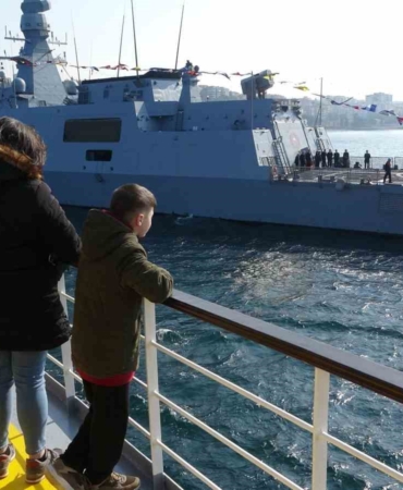 Ziyarete açılan TCG Heybeliada misafirlerini mest etti