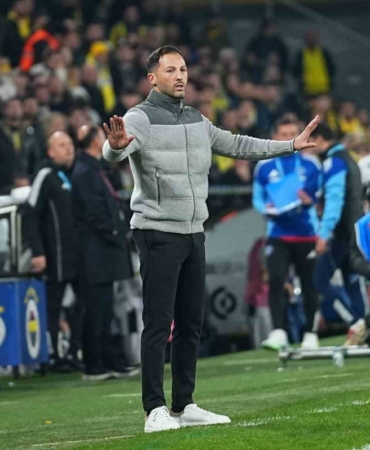 Fenerbahçe: "Domenico Tedesco, Gaziantep FK maçında takımımızın başında yer alamayacak"