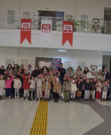 Miniklerden 112 Acil Çağrı Merkezi’ne ilgi