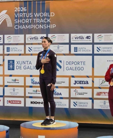 Milli sporcu Aysel Önder tarih yazdı