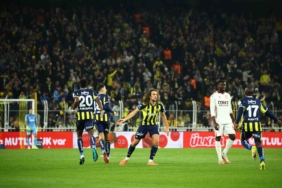 Fenerbahçe, ligde 2 hafta sonra kazandı
