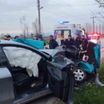 SUV tipi araç otomobile ok gibi saplandı: 1 ölü, 1 yaralı